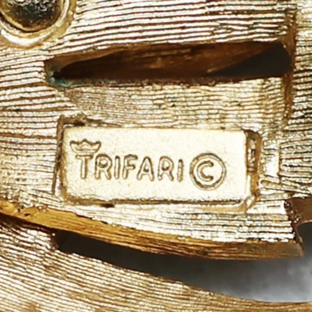 Trifari crown trifari©